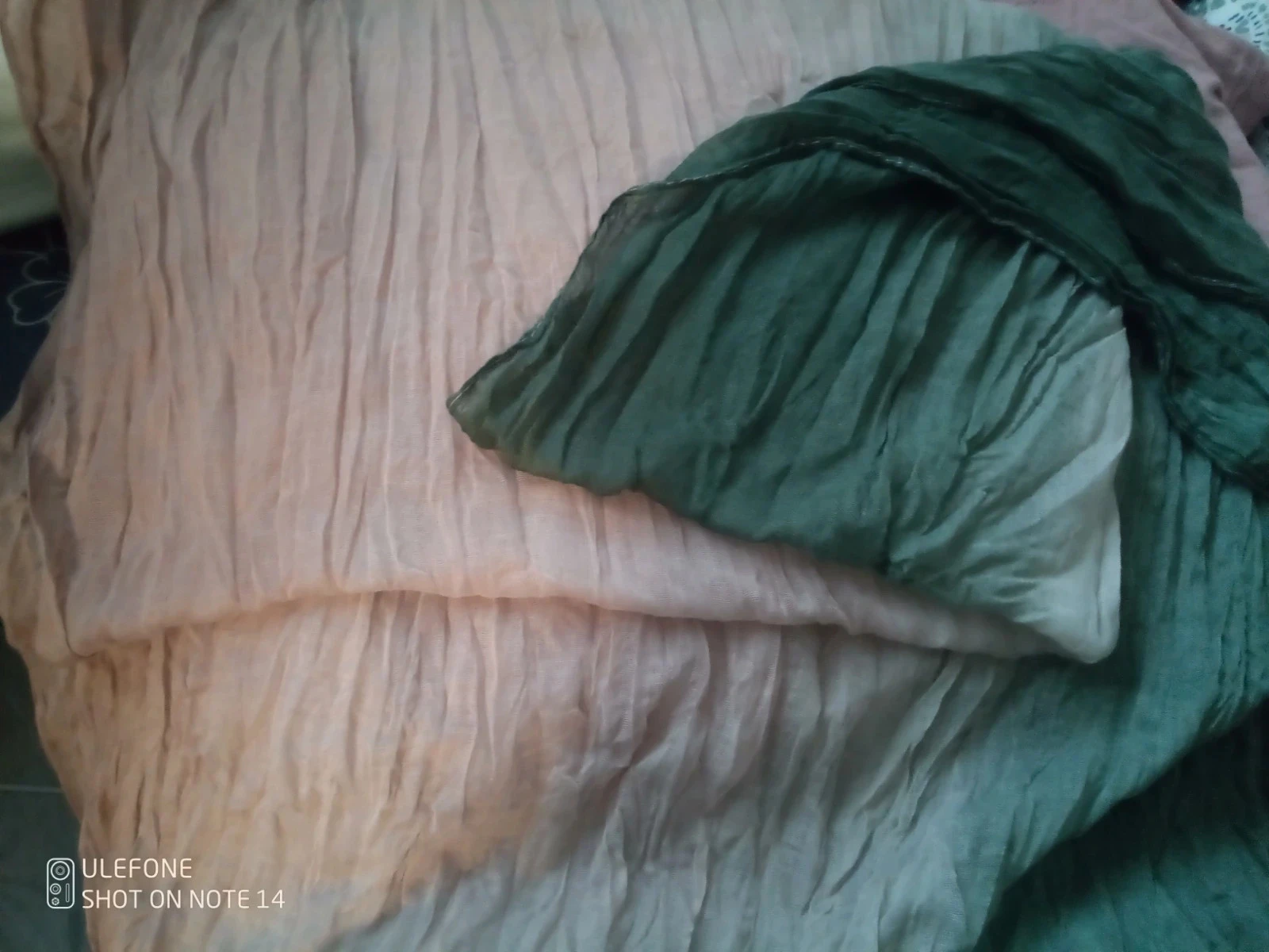 Foulard tye and Dye rosa e verde – photo 4